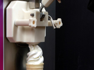 icecream machine.jpg